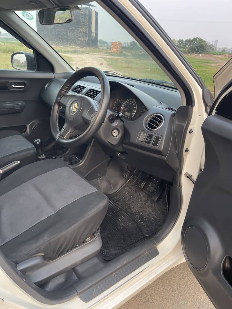 Suzuki Swift 2010 8