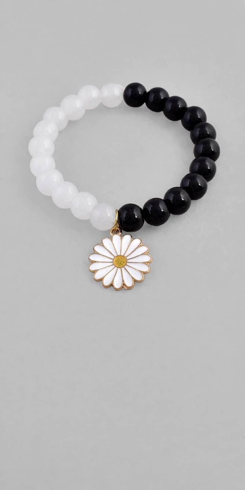 hand bracelet 0