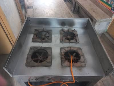 Heavy-Duty 4 Burner Commercial Gas Stove – Stainless Steel Body