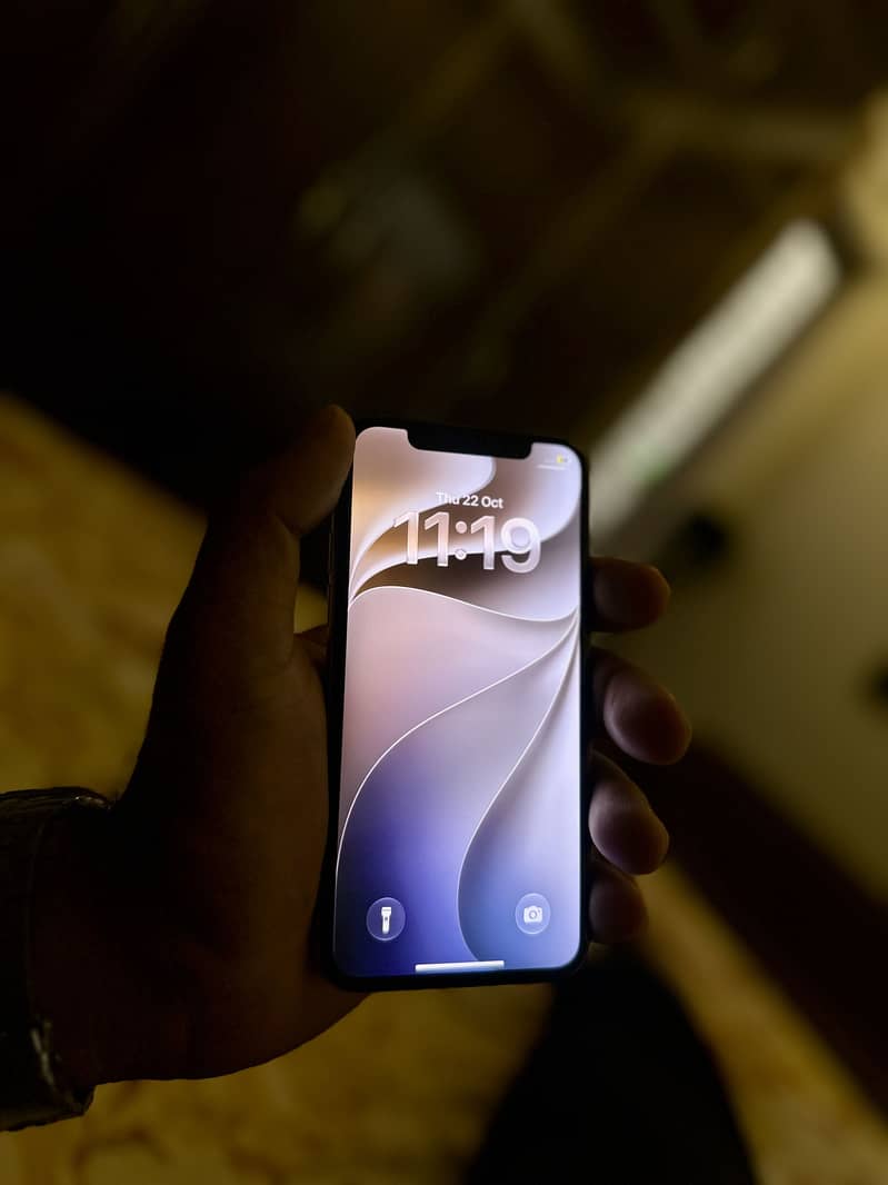 Apple iPhone 11 Pro 2