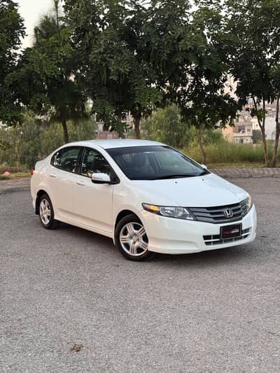 Honda City IVTEC 2013 total genuine paint for sale in Islamabad