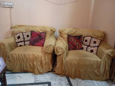 5 Seats sofa set for sale Adiala road Rawalpindi