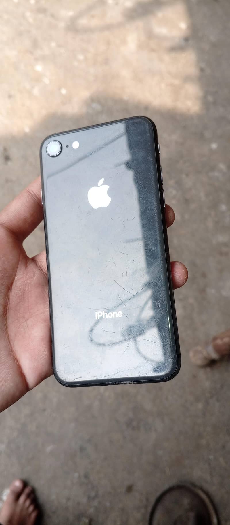 Apple iPhone 8 1