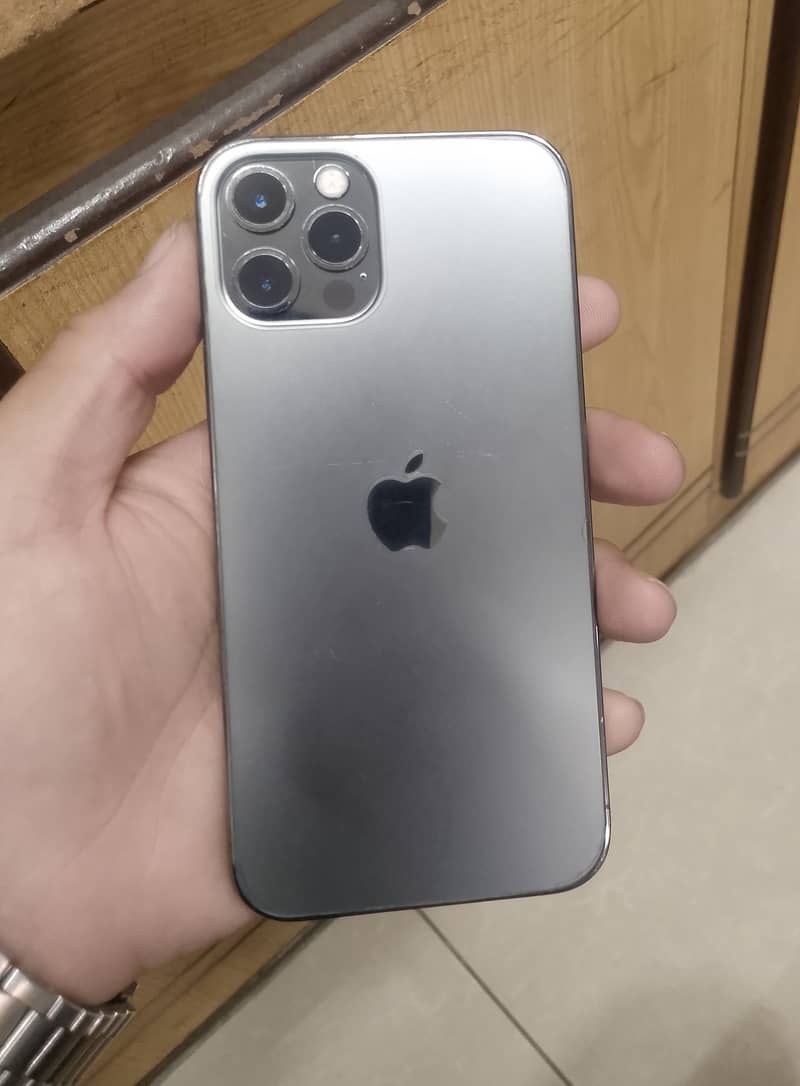 Apple iPhone 12 Pro 3