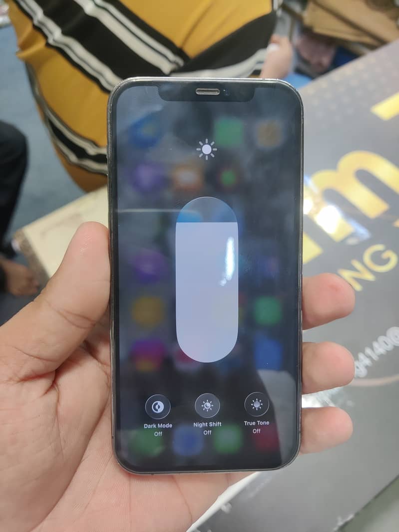 Apple iPhone 12 Pro 8