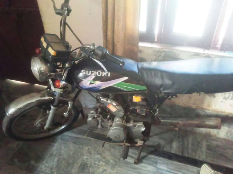 Suzuki 0