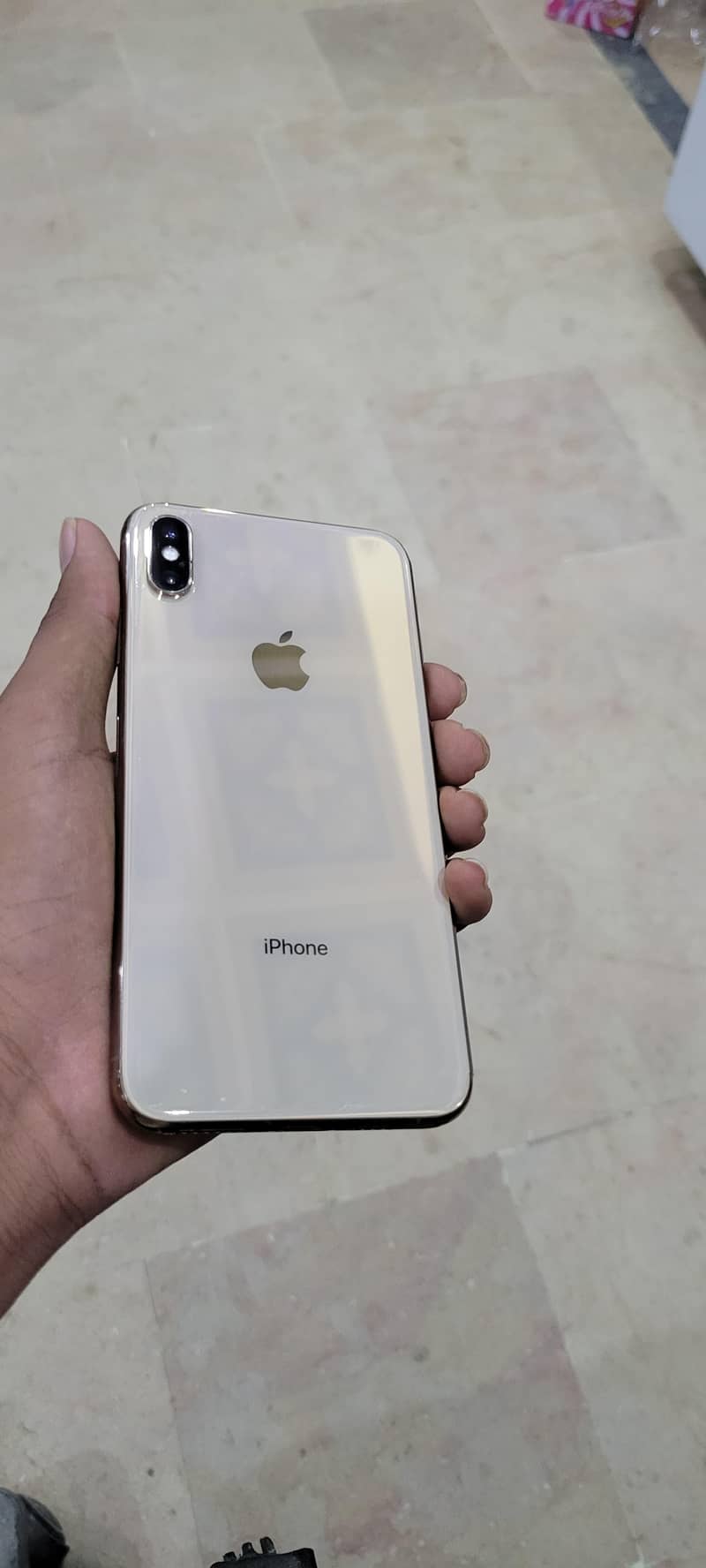 Apple iPhone XS Max 2