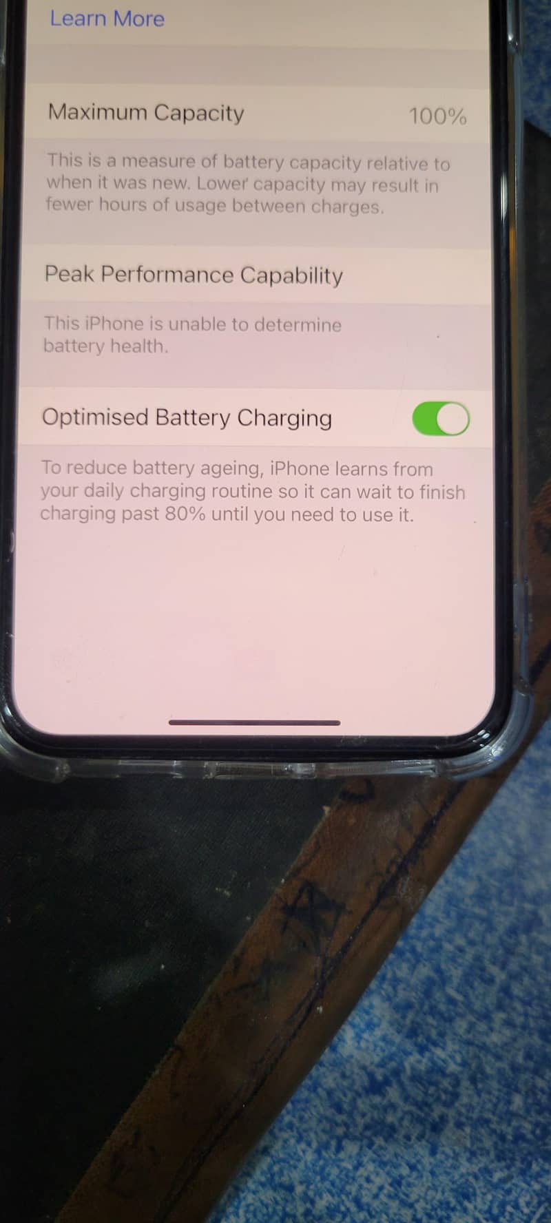 Apple iPhone XS Max 4