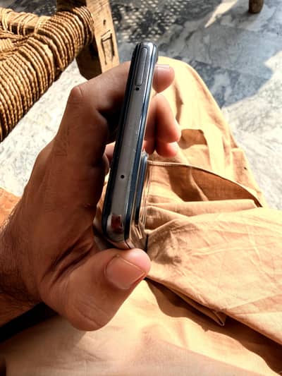 Samsung a52s 5G (8/256 Gb)
