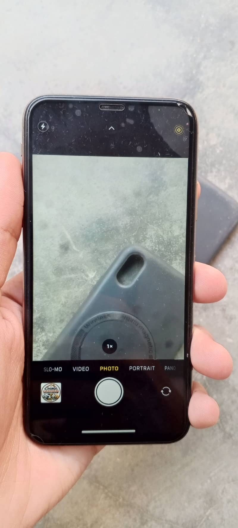 Apple iPhone XS 1