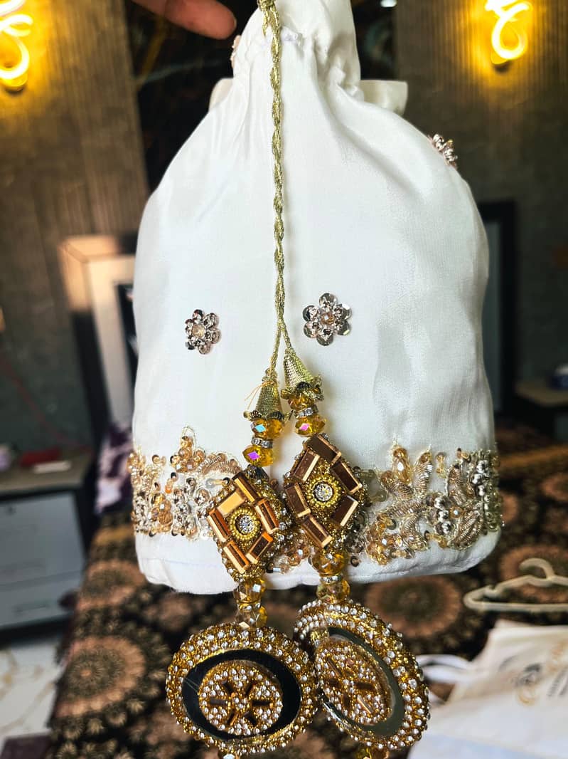 handmade embroidered work 1