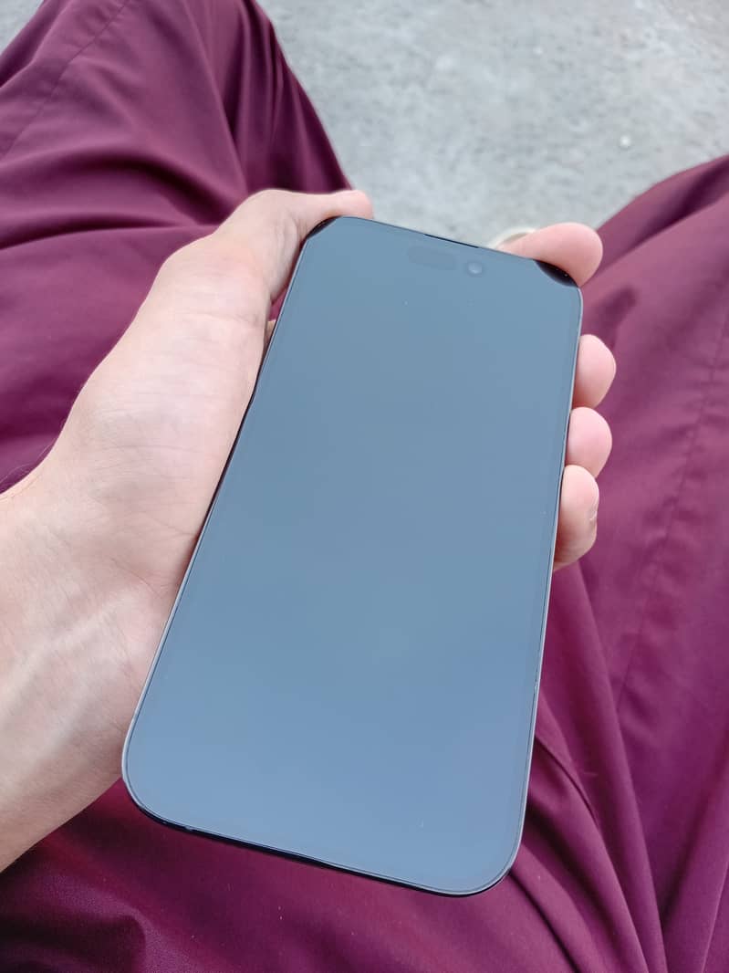 Apple iPhone 14 ProJv 5