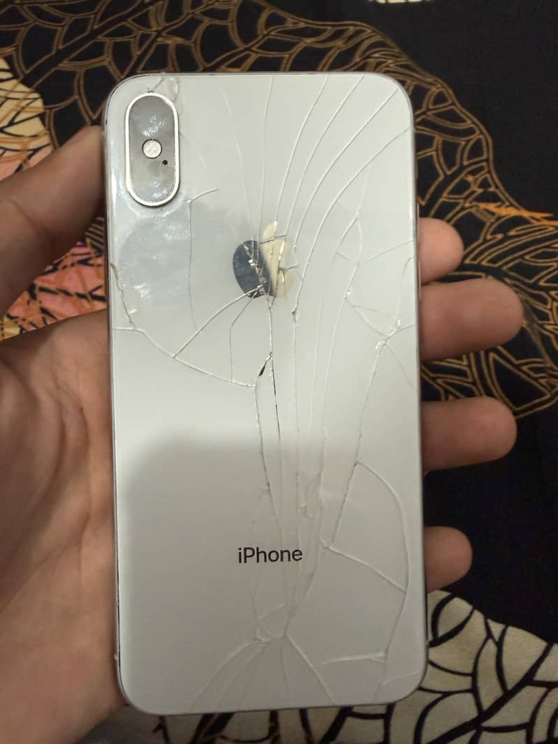 Apple iPhone XS 3