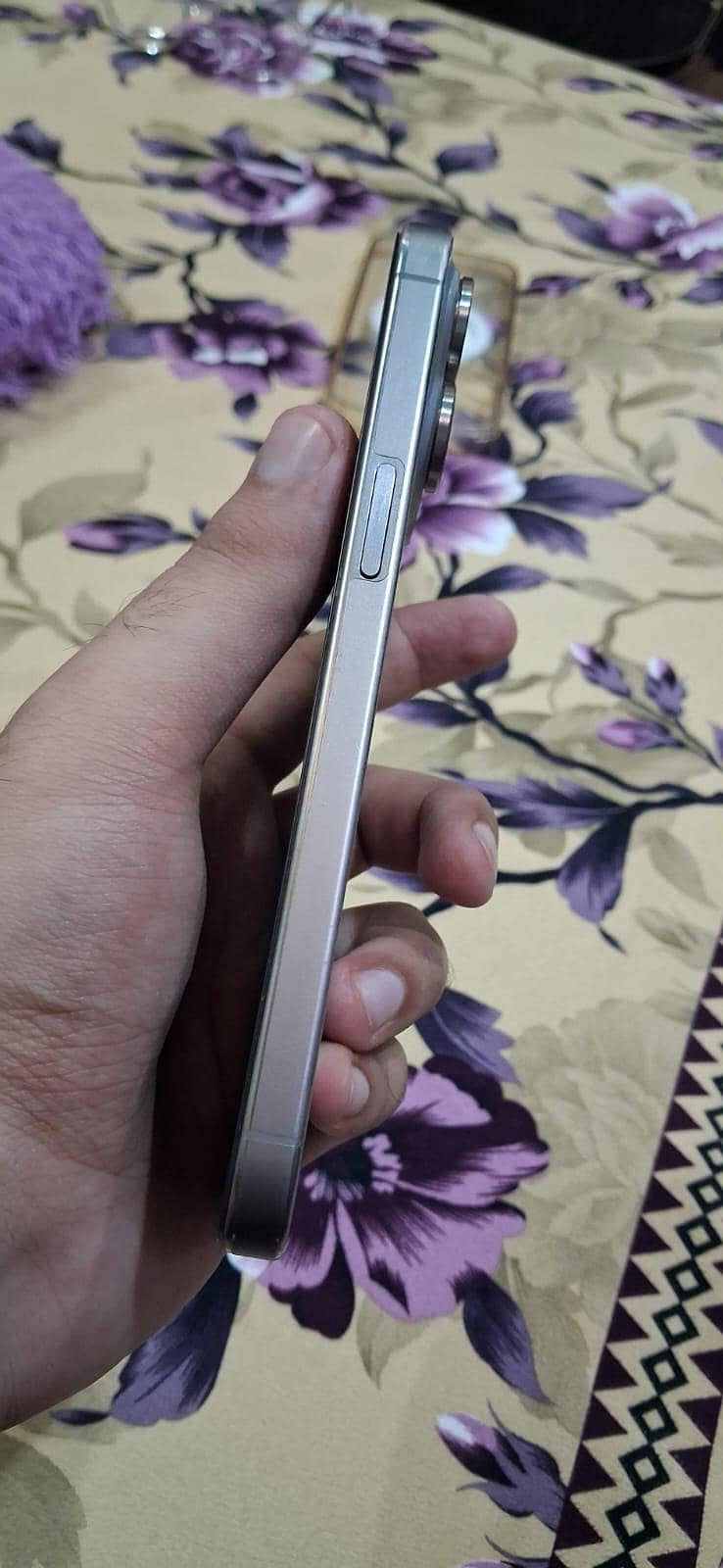 Apple iPhone 15 Pro Max 3