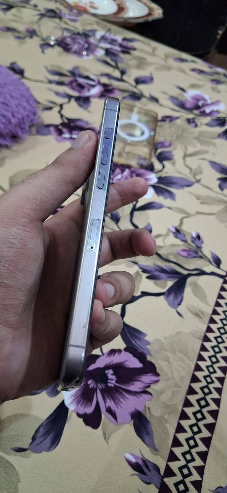 Apple iPhone 15 Pro Max 8