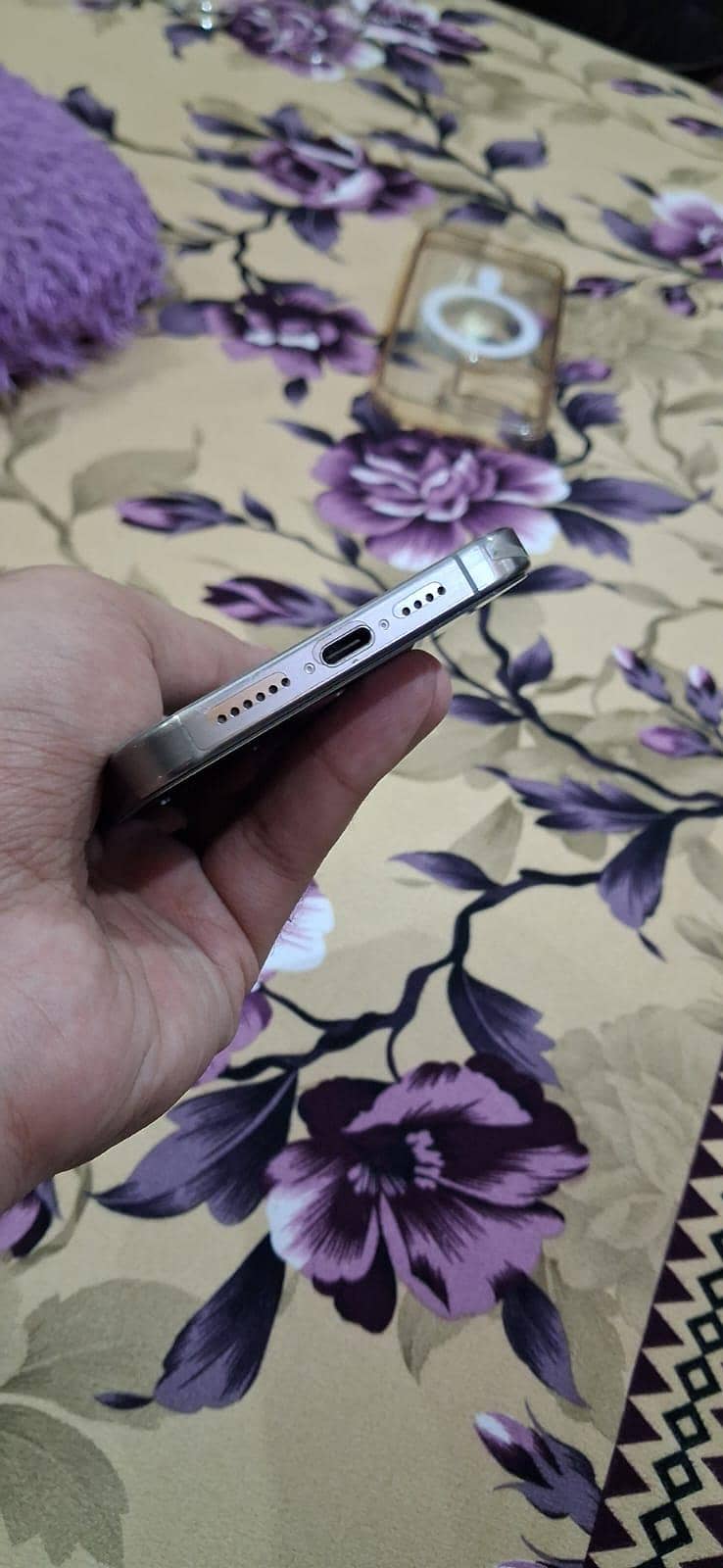 Apple iPhone 15 Pro Max 9