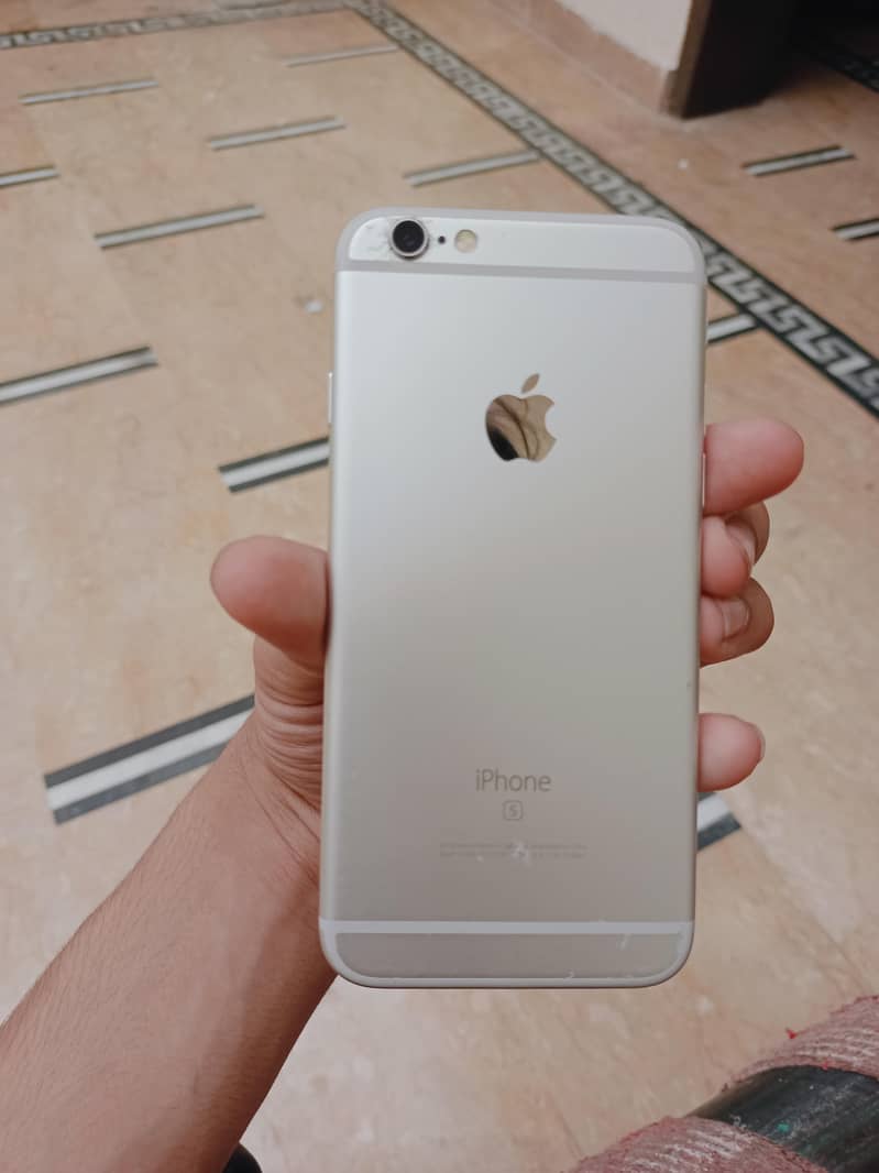Apple iPhone 6S 1