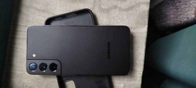 Samsung Mobile S22