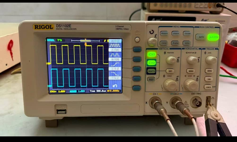 Digital storage oscilloscopes 2