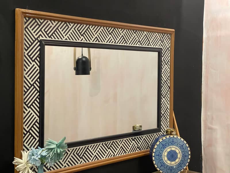 mirror frame 0