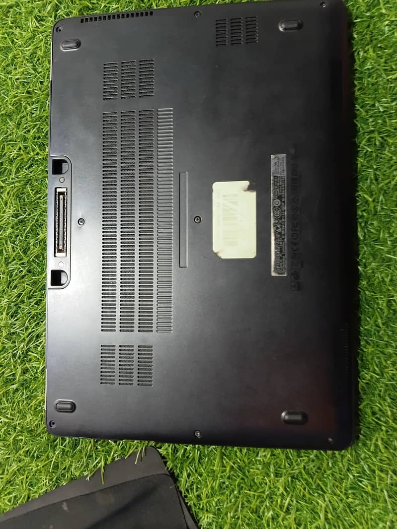 Dell Latitude E7470 2