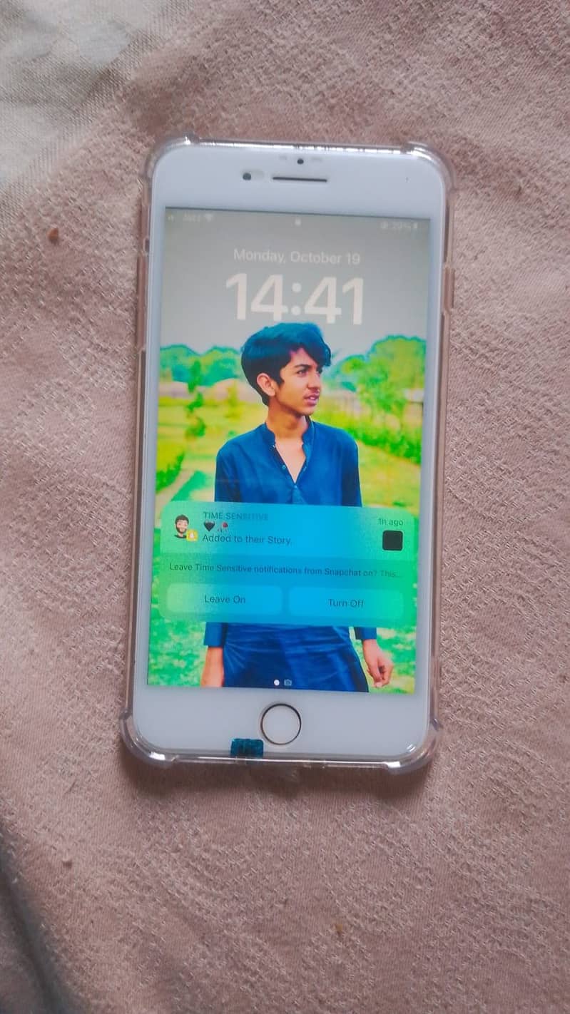 Apple iPhone 8 Plus 2