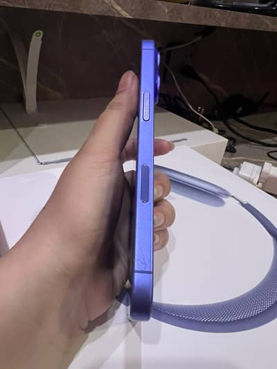 Apple iPhone 16 jv