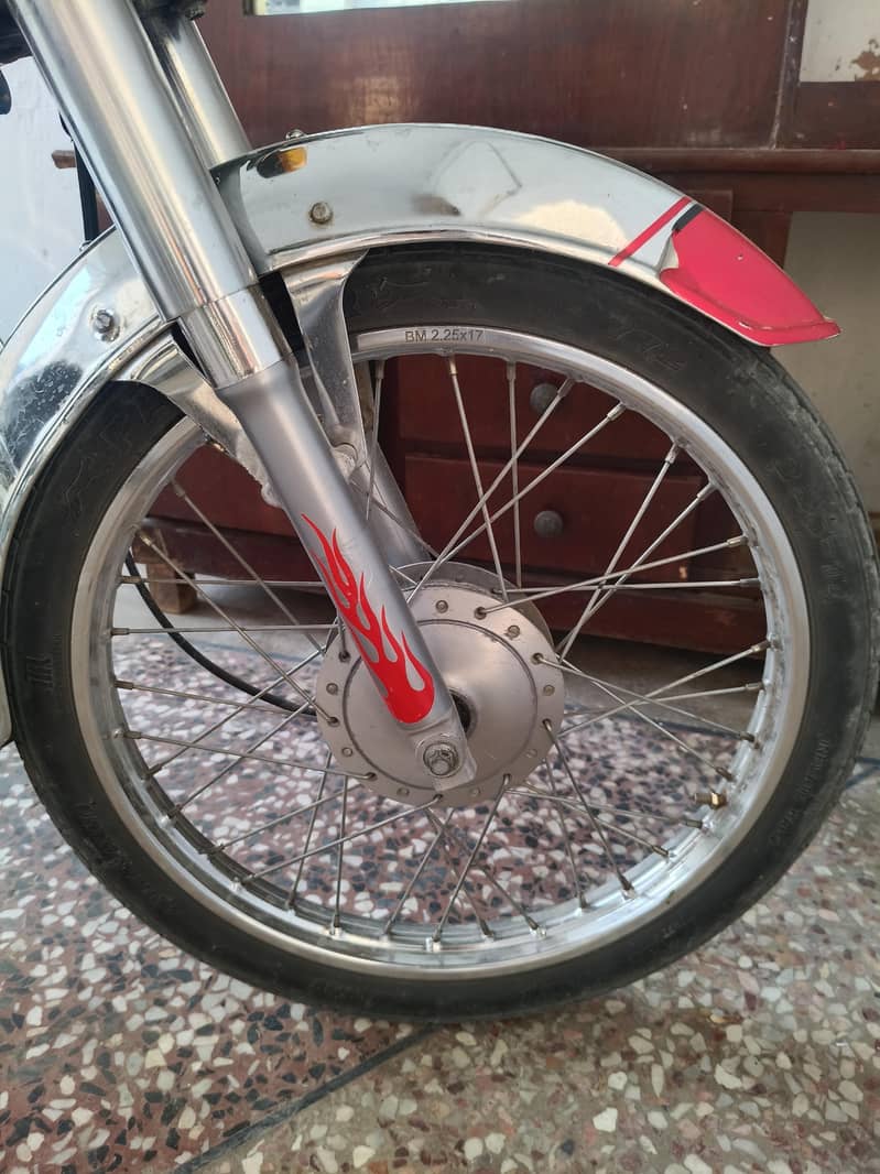 Honda CD 70 4