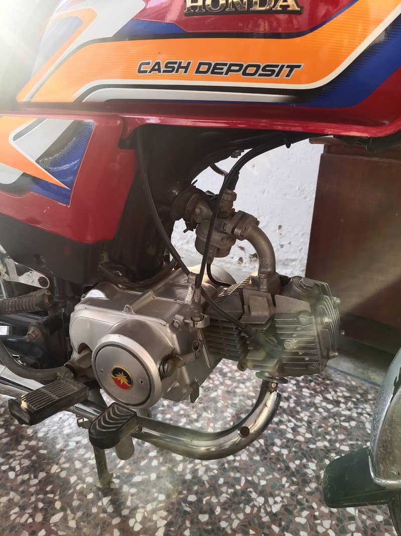 Honda CD 70 6