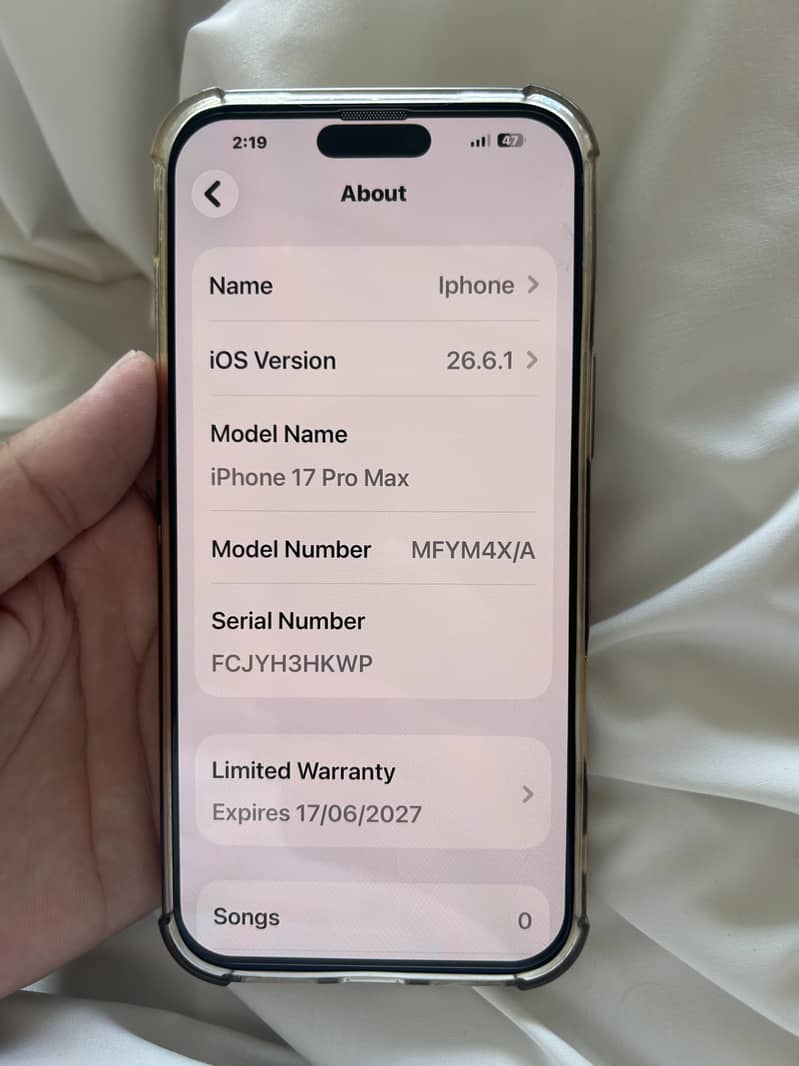 Apple iPhone 17 Pro Max 5