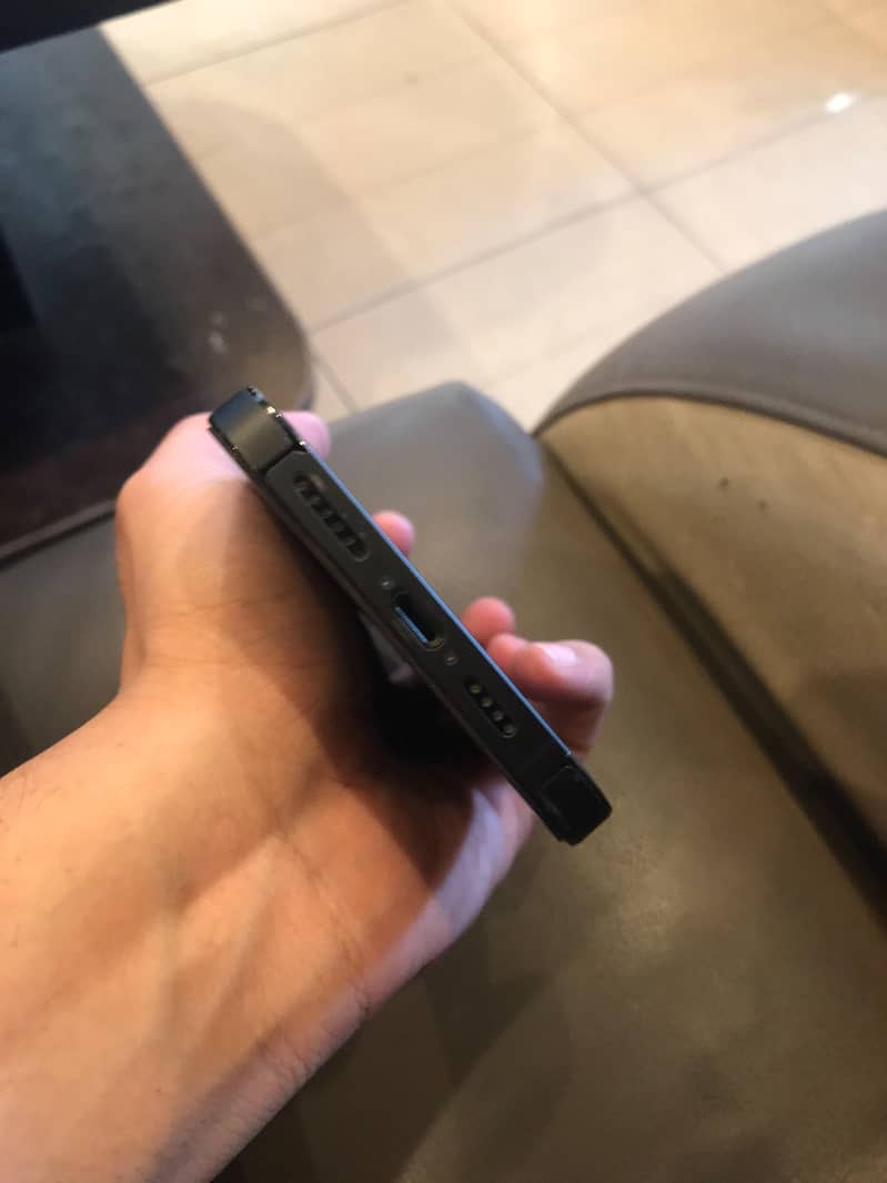Apple iPhone 14 Pro Max 5