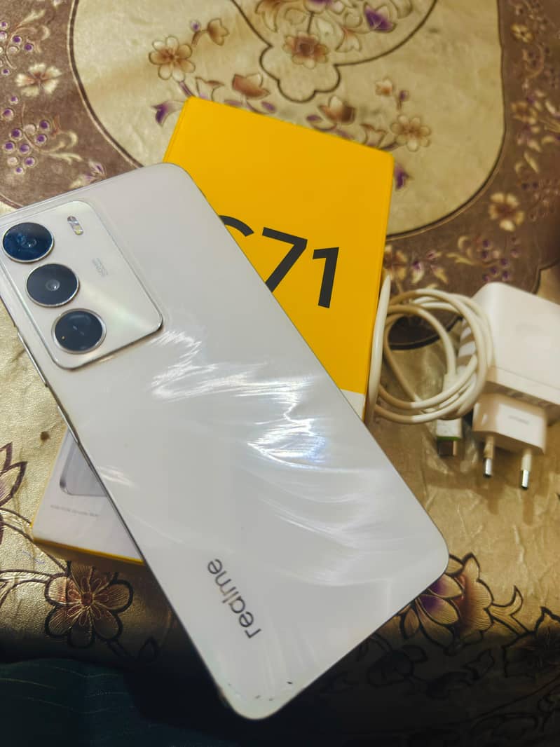 Realme C71 0