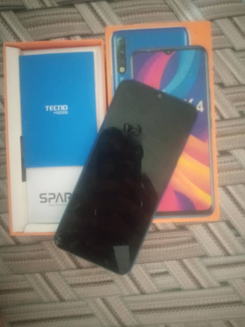Tecno Spark 4 1