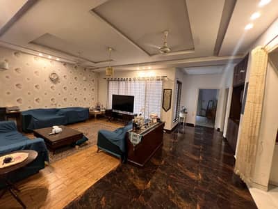 15 brand new type upper locked lower portion available for rent near ucp University or shaukat khanum hospital or abdul sattar eidi road M2 or emporium mall