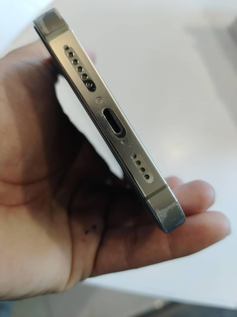 Apple iPhone 14 Pro Max 2