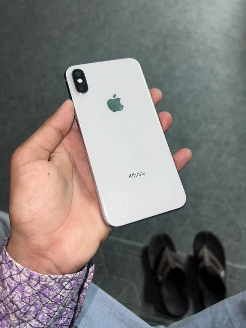 Apple iPhone X 1