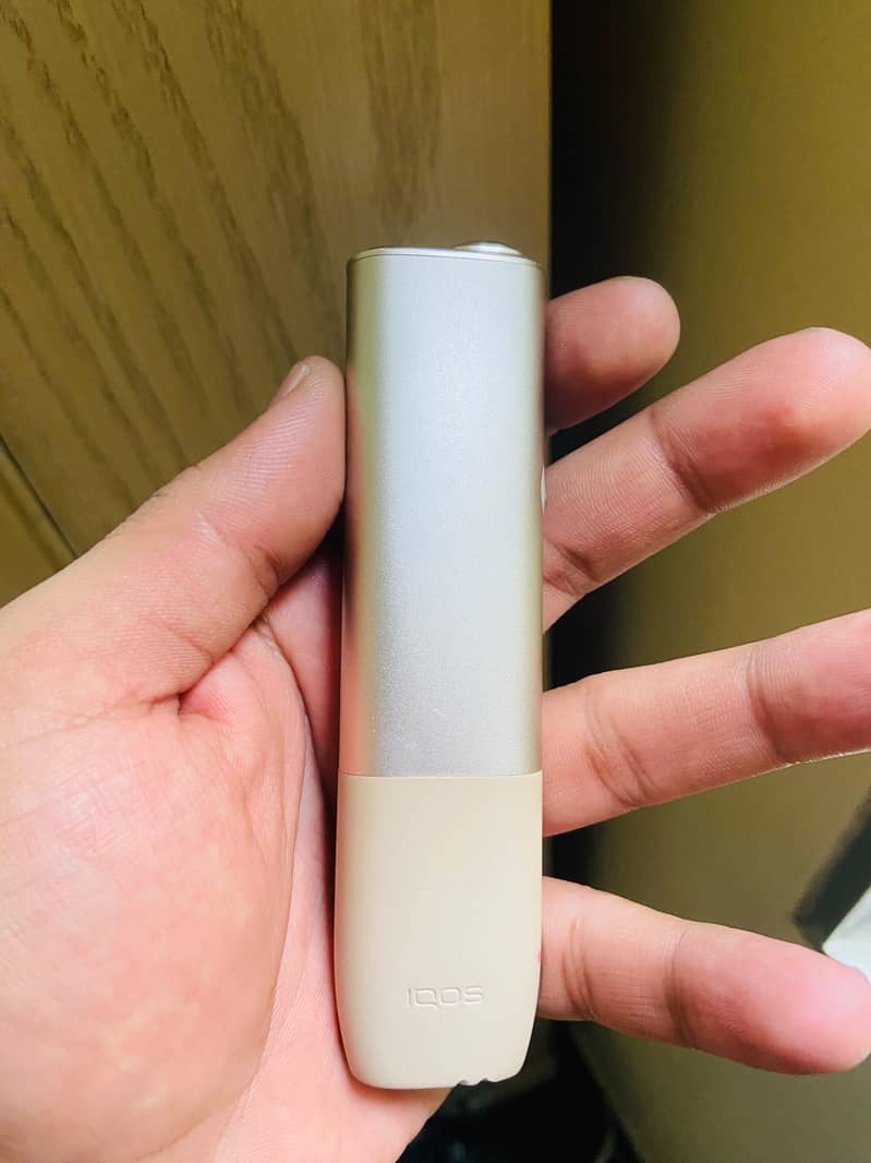IQOS One Kit 1