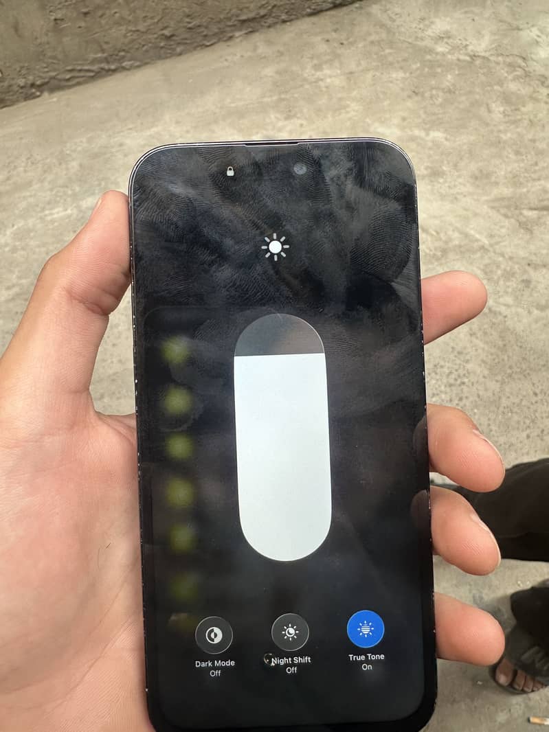 Apple iPhone 14 Pro Max 1