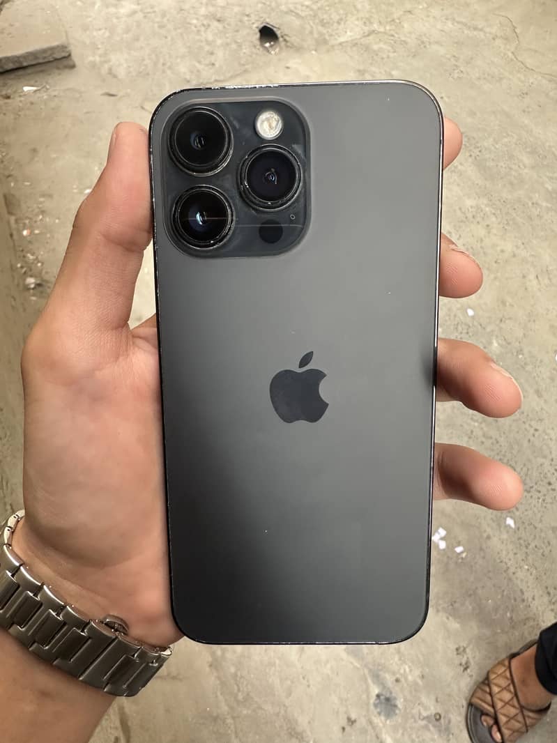 Apple iPhone 14 Pro Max 6