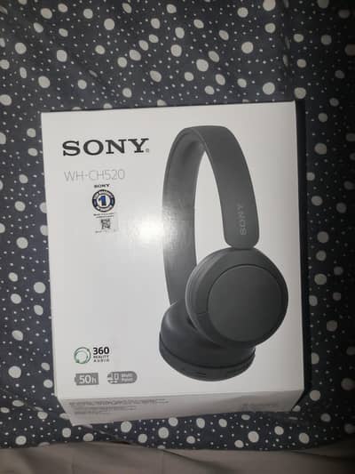 sony wh-ch520 wireless headphones (almost new)