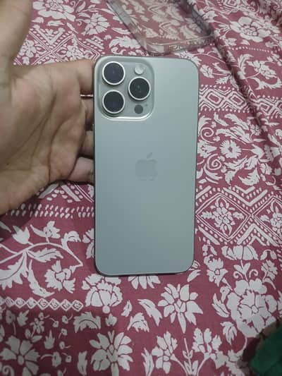 Apple iPhone 15 Pro Max
