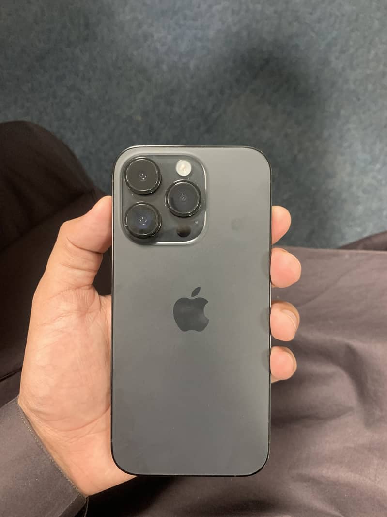 Apple iPhone 14 Pro 0