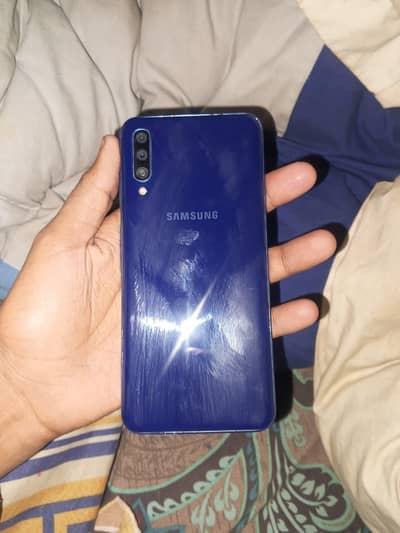 Samsung Mobile A50