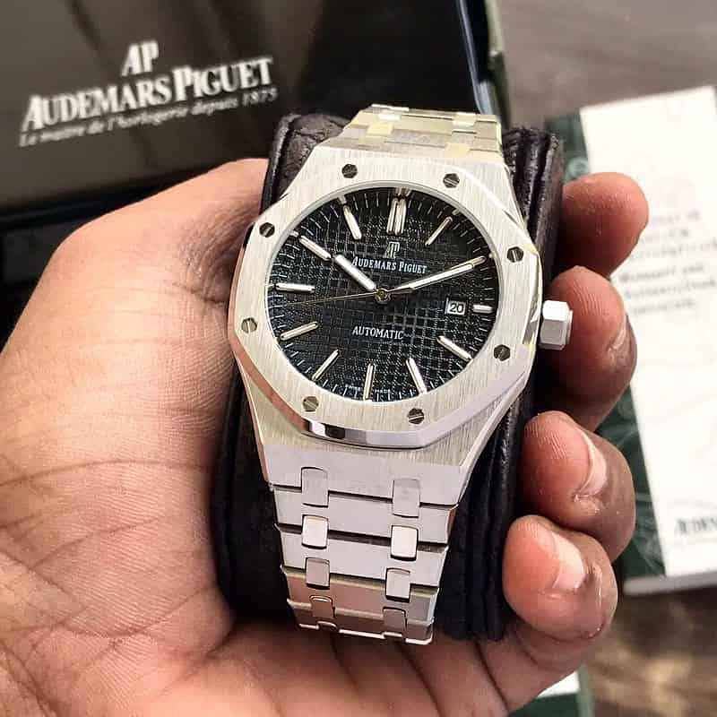 AP WATCH 0