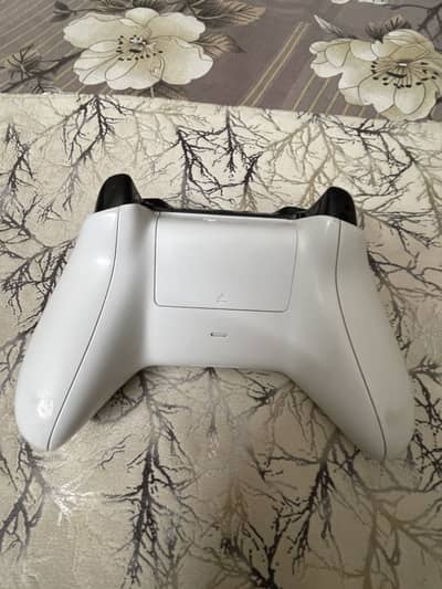Xbox one s controller