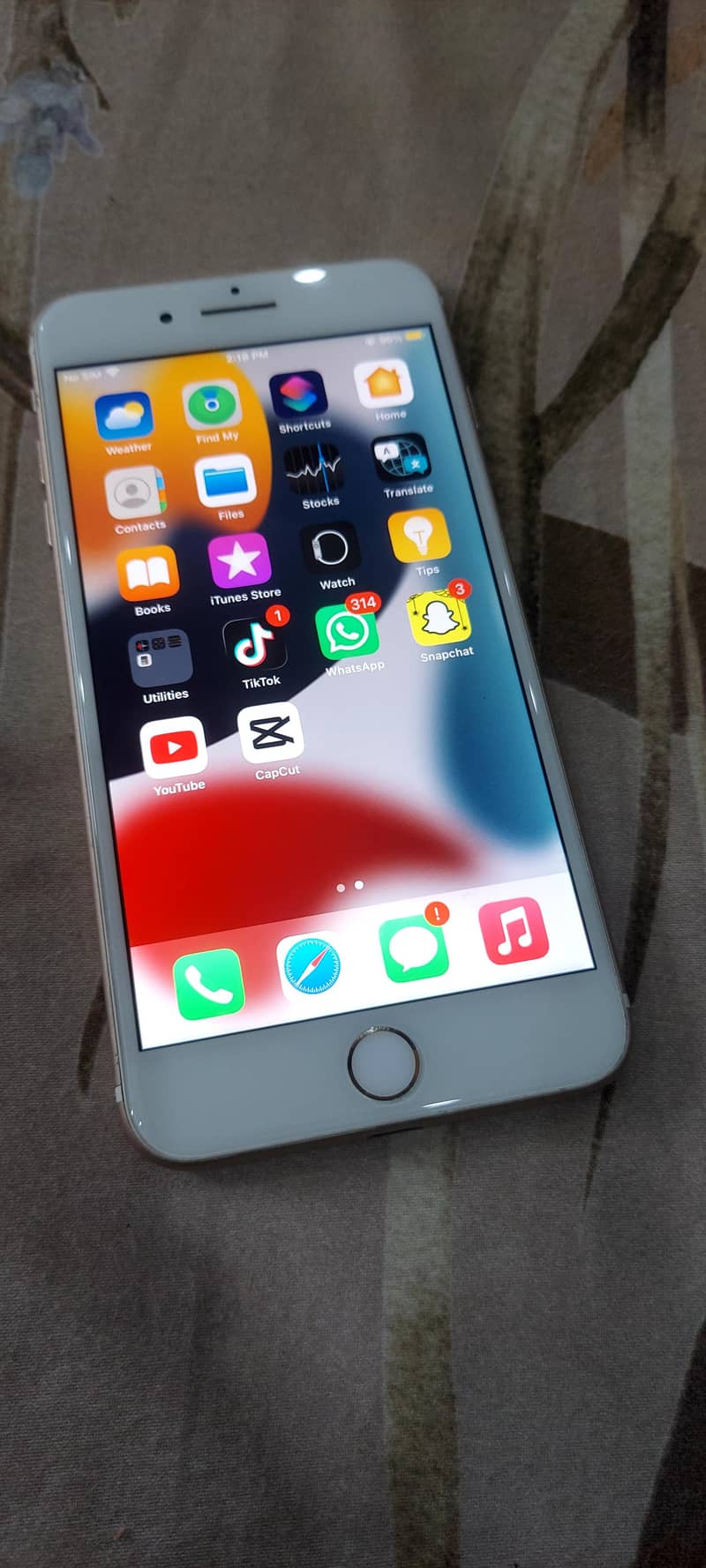 Apple iPhone 7 Plus 0
