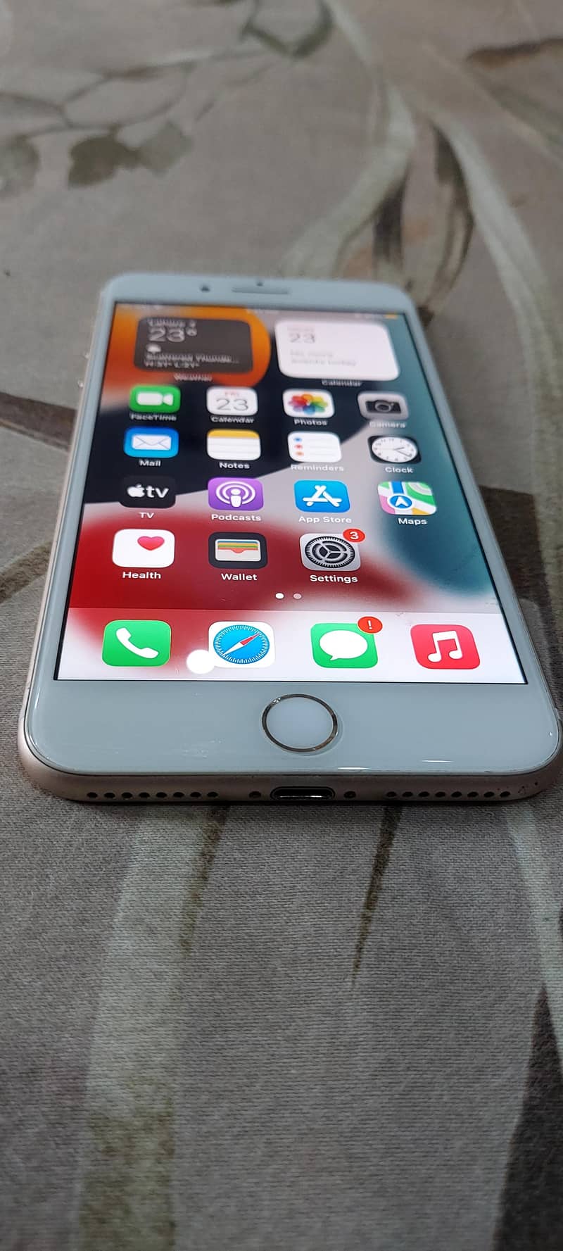 Apple iPhone 7 Plus 6
