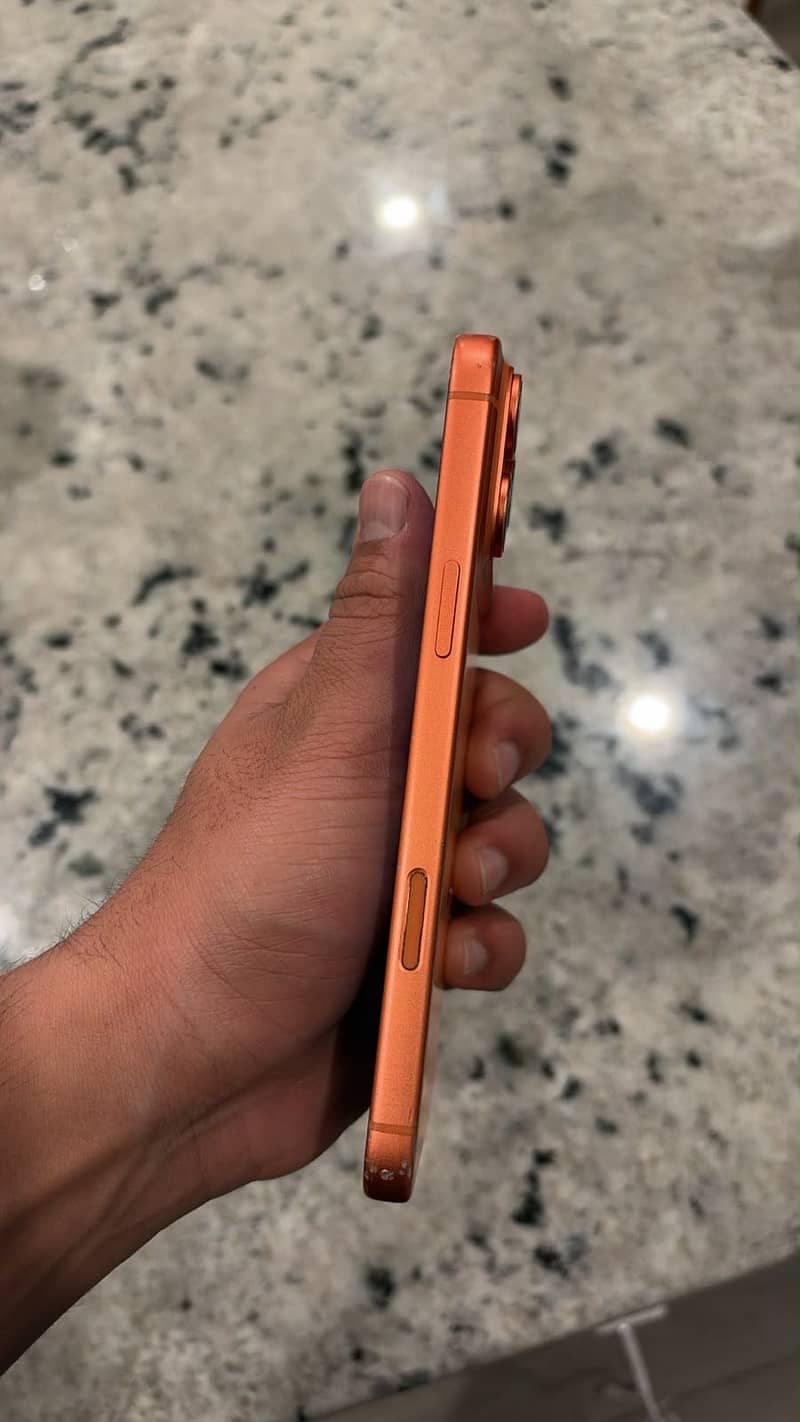 Apple iPhone 17 Pro Max 7