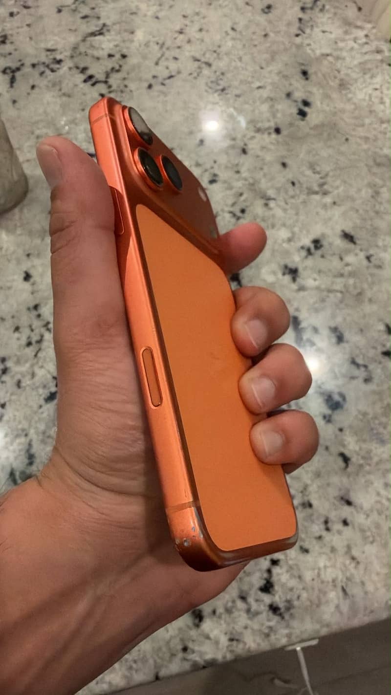 Apple iPhone 17 Pro Max 8
