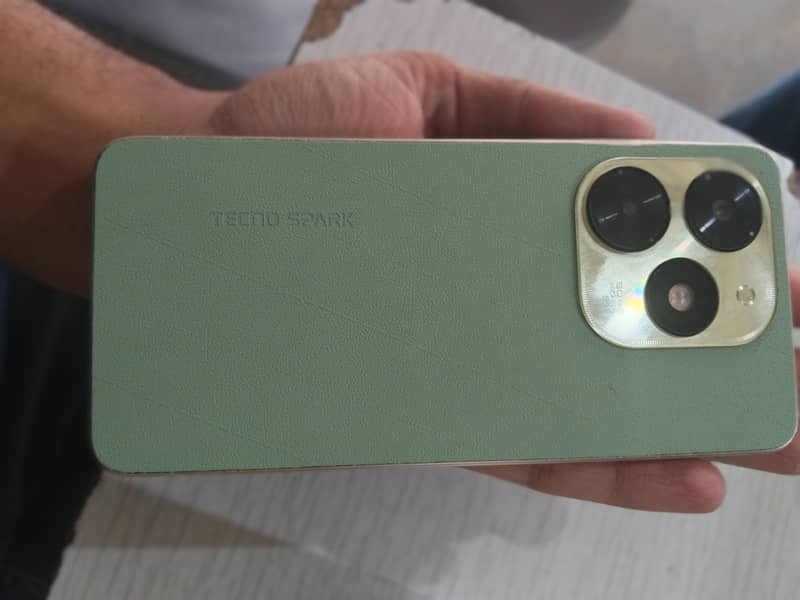 tecno spark 20c 2